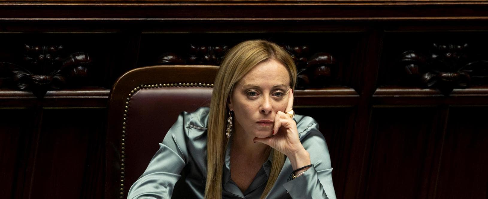 Sondaggi politici, gli italiani bocciano il governo ma anche l’opposizione: “inefficace”