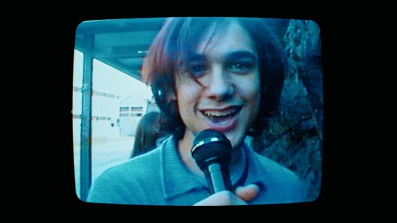 Cosmo: “Papà comunista e mamma culturista, l’album del successo che doveva essere l’ultimo. Mi racconto nel mio film”