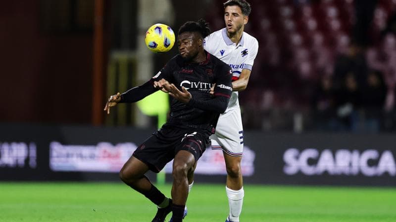 Chukwubuikem Ikwuemesi in azione contro la Sampdoria
