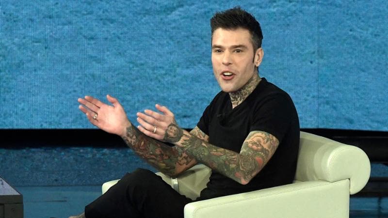Fedez lancia la petizione per il ‘Bonus psicologo’
