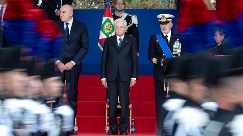 Mattarella in Asia. La doppia missione del capo dello Stato per stringere rapporti geopolitici mentre la riforma della destra minaccia il suo ruolo