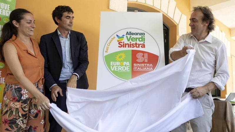 La presentazione del simbolo di Avs nel 2022
