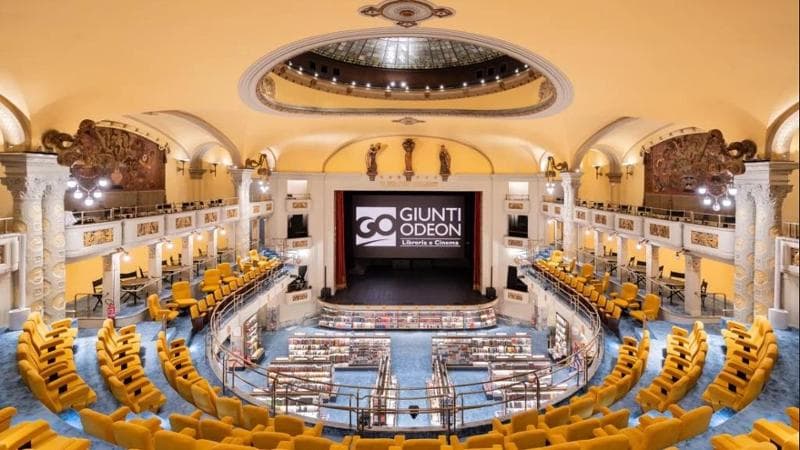 La libreria-cinema Go di Firenze
