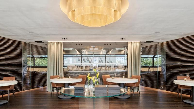 Il ristorante Andrea Aprea di Milano (foto Leo Torri)
