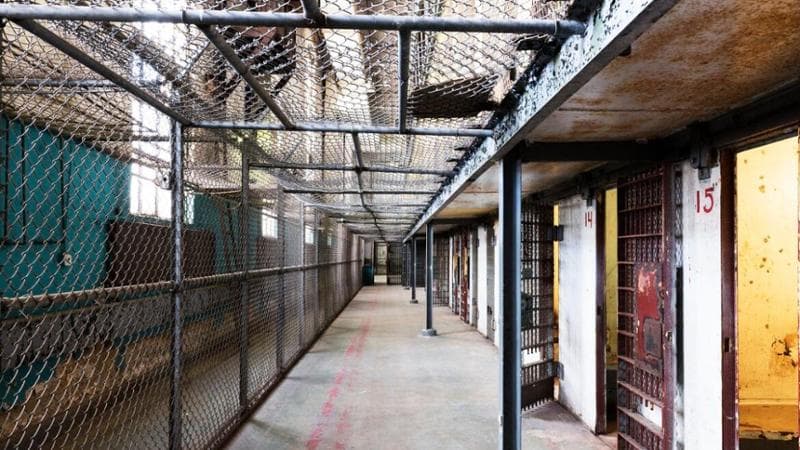Decine di migliaia di libri vietati nelle carceri Usa: dall’Arte della guerra alla ricette dei ramen. “Ma così le prigioni diventano zoo”