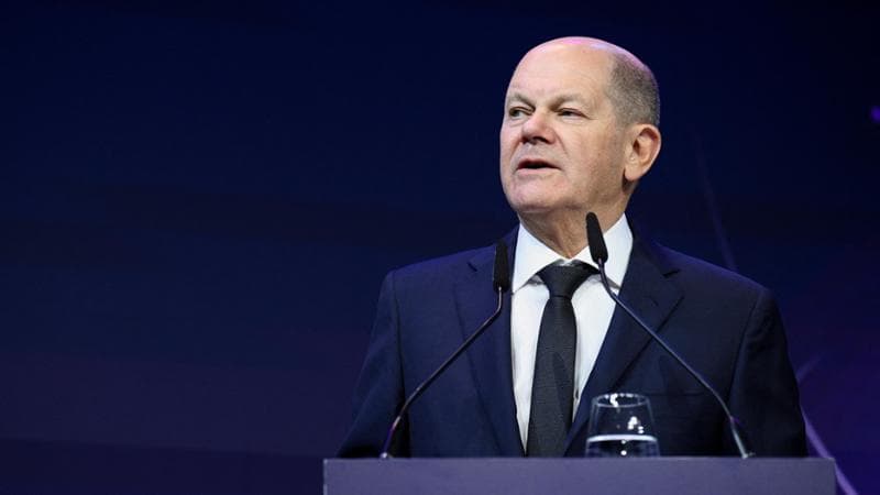 Migranti, la Germania tentata dall’operazione italo-albanese: paletti all’intesa Meloni-Rama. Scholz svolta a destra