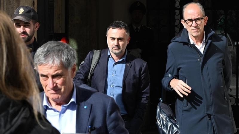 I&nbsp; leader sindacali all'uscita dell'incontro
