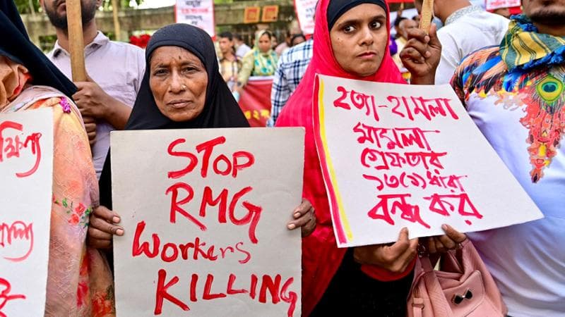 Bangladesh, la rivolta delle tessitrici blocca le fabbriche dei grandi marchi