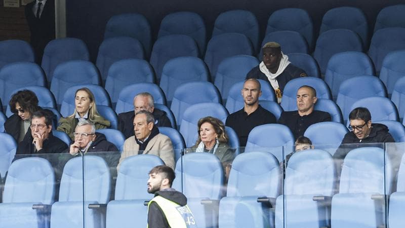 De Laurentiis in tribuna al Maradona
