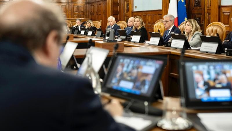 Pensioni, superbonus, Ponte: governo bocciato dagli italiani
