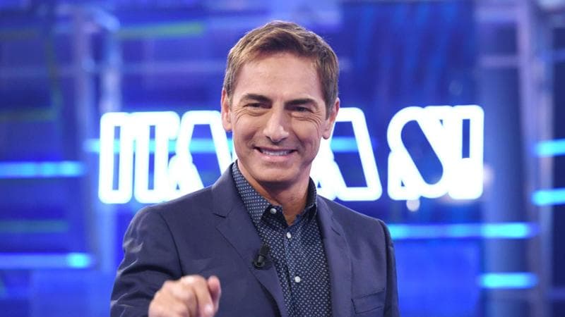 Marco Liorni verso la conduzione dell’Eredità. Chi è il bravo ragazzo scelto dalla Rai per fermare il crollo degli ascolti
