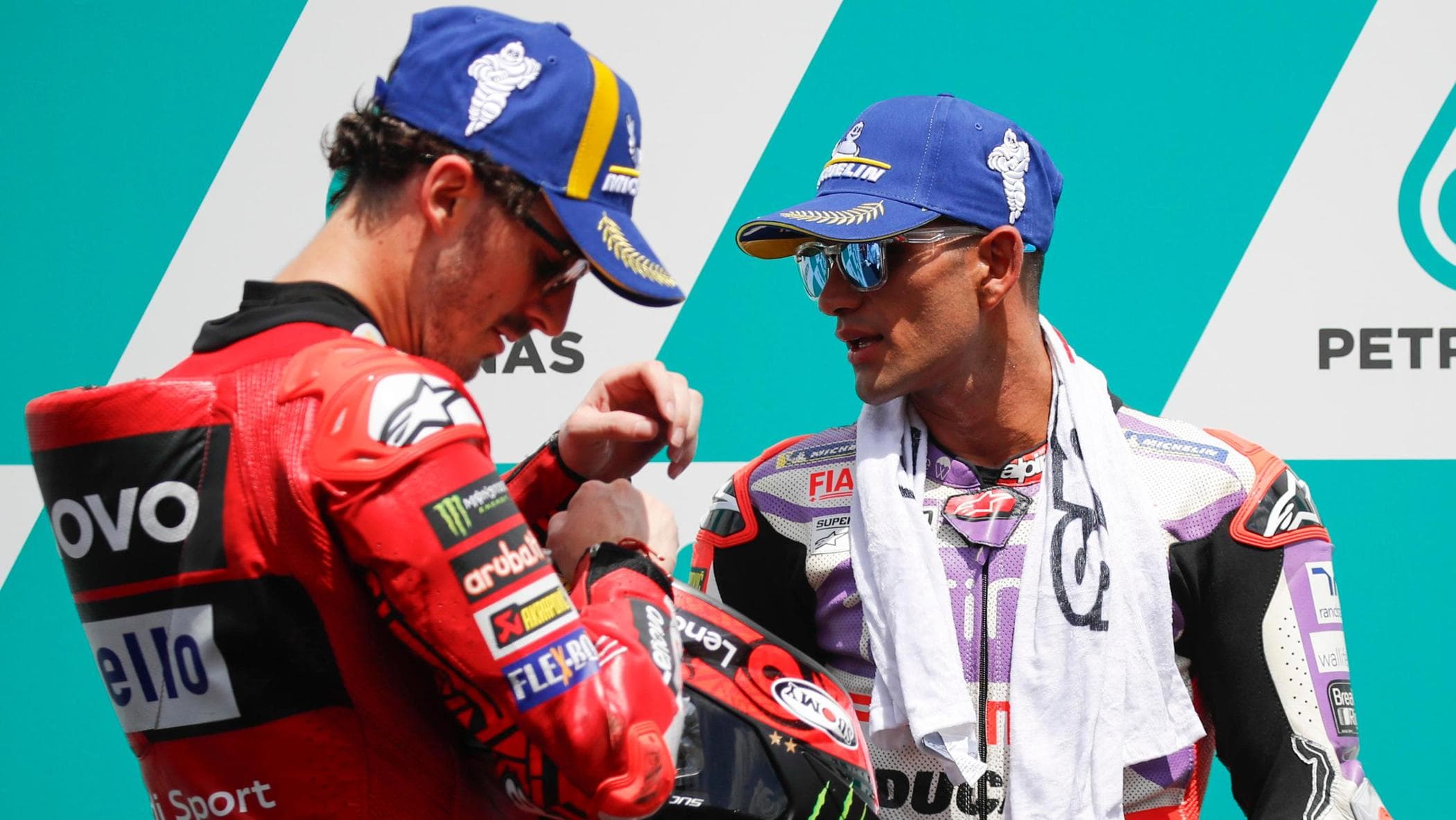 MotoGp, in Qatar Bagnaia e Martin al penultimo duello: l’azzurro si ...