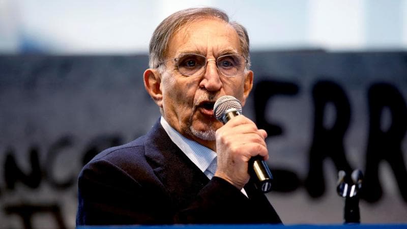 Tensione al Senato, La Russa rimprovera il governo: “Aula non può attendere tempi altrui”. E il dl Proroghe passa con l’ennesima fiducia