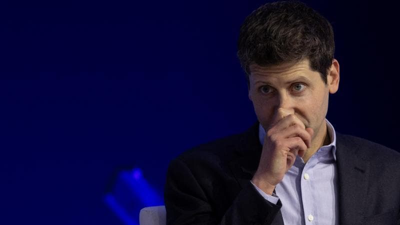 Troppa fretta e poca prudenza sui rischi dell’intelligenza artificiale: ecco perché OpenAI ha fatto fuori Altman