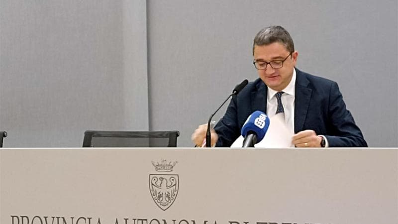 Trentino, strappo tra FdI e Lega: i meloniani non entrano nella giunta Fugatti. E in Sardegna liquidano Solinas