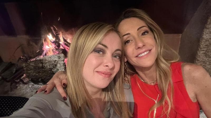 Giorgia Meloni e Arianna Meloni
