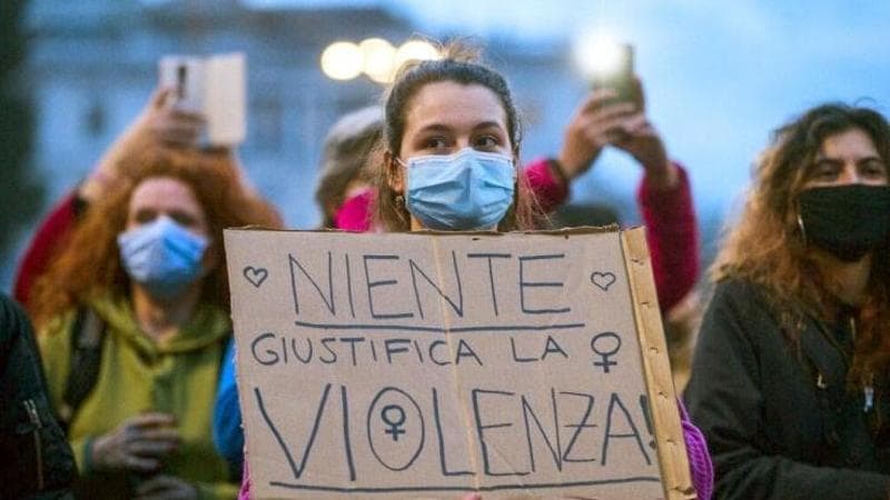 Lingiardi: “Manie di controllo e sopraffazione. Così deve scattare l’allarme”