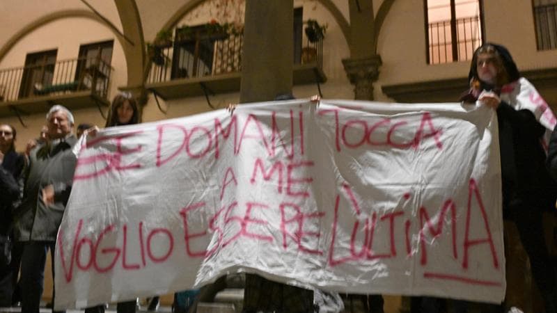 Violenza sulle donne, ogni anno ‘costa’ all’Italia 33,4 miliardi. Negli ultimi due giorni raddoppiate le chiamate al 1522