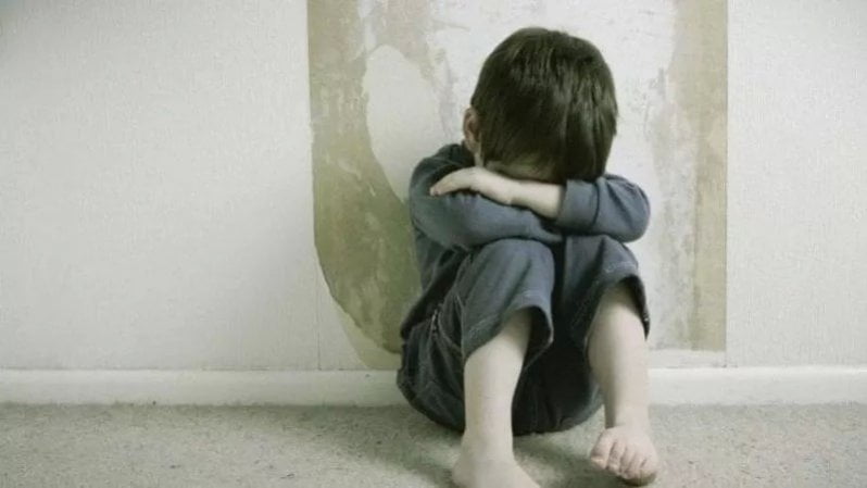 Orfani speciali, quando la violenza sul partner rende vittime anche i figli: in Italia 171 casi in 5 anni