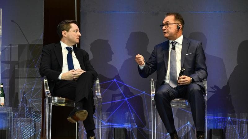 Il presidente della Bundesbank Joachim Nagel, a destra, con il presidente dell'Osservatorio permanente Giovani-Editori, Andrea Ceccherini
