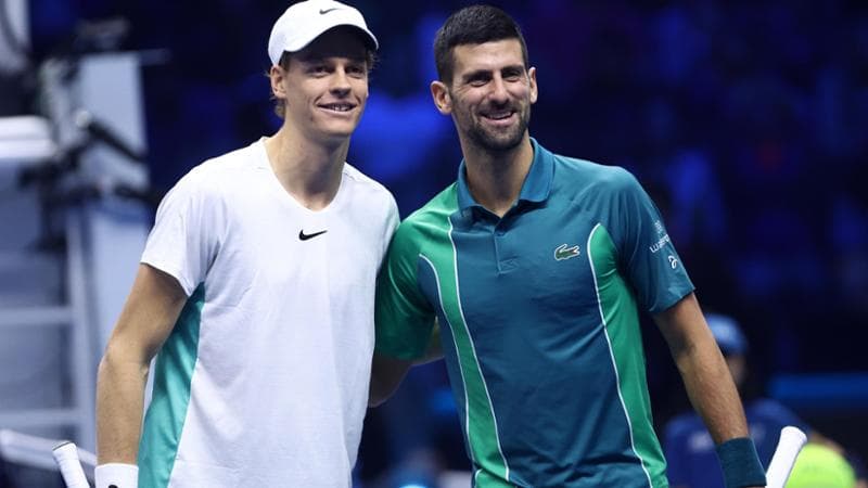 Sinner e Djokovic&nbsp;prima della finale di Torino
