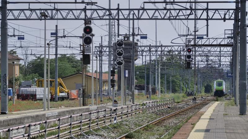 Pnrr, la botta dell’inflazione. Un Fondo per salvare le opere: la metà delle risorse alle ferrovie