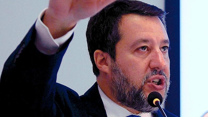 Province addio. Brutto colpo per Salvini: se ne parla dopo le Europee