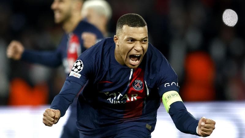 Psg-Newcastle: Mbapp&eacute; esulta dopo il gol
