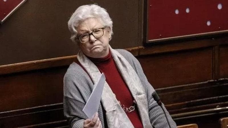 Il ritorno di Paola Binetti, alla teodem i diritti umani al Senato: “Femminicidi? Le priorità sono gli orfani”