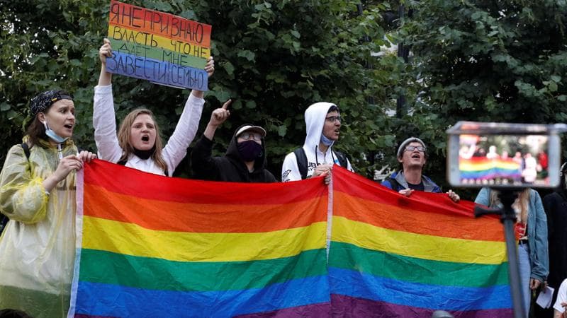 Diritti Lgbtq+, l’Italia per i matrimoni gay