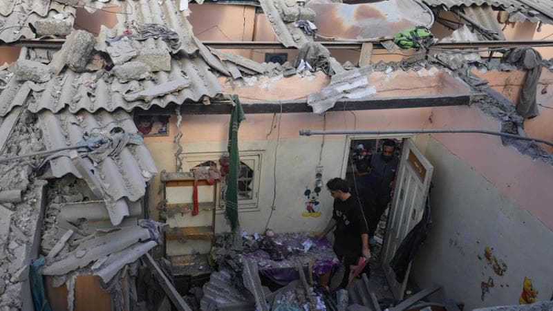 A Sud di Gaza sono tornate le bombe. Ma nessuno sa più dove scappare