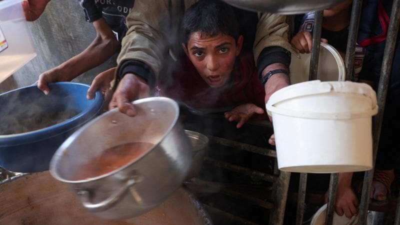 Gaza, l'sms di Israele: “Andate via”. E noi costretti a traslocare ancora