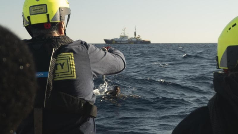Un'immagine diffusa dall'Ufficio stampa di SOS Humanity il 30 novembre 2023. Questa mattina, l'equipaggio della nave Humanity 1 ha salvato 90 persone che si trovavano su un gommone sovraffollato e inadatto alla navigazione in acque internazionali al largo della Libia. Tra i soccorsi ci sono circa 30 minori non accompagnati, diverse donne e un neonato, fa sapere la ong Sos Humanity.
ANSA/ UFFICIO STAMPA/ SOS HUMANITY
+++ ANSA PROVIDES ACCESS TO THIS HANDOUT PHOTO TO BE USED SOLELY TO ILLUSTRATE NEWS REPORTING OR COMMENTARY ON THE FACTS OR EVENTS DEPICTED IN THIS IMAGE; NO ARCHIVING; NO LICENSING +++ NPK +++