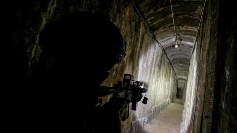 I K9, soldati a quattro zampe che precedono gli uomini nei tunnel sotterranei di Gaza
