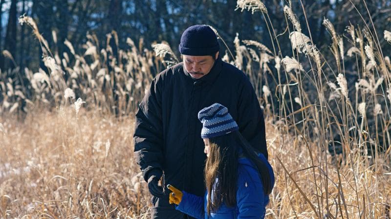 Hitoshi Omika (il padre Takumi) e Ryo Nishikawa (la figlia Hana) sono protagonisti del film Il male non esiste di Hamaguchi Ryusuche, premio Oscar 2022 per Drive my car
