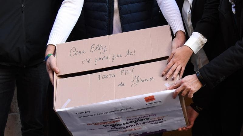 Primarie, vent’anni di passione dem. Da Prodi a Elly Schlein. A destra la prima volta di Salvini, giusto dieci anni fa