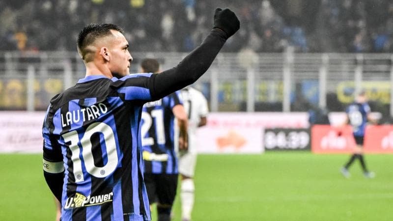 Lautaro Martinez
