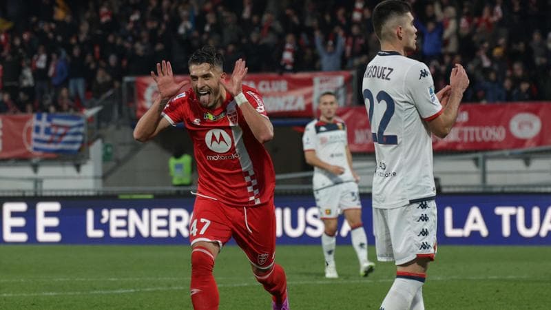 Dany Mota esulta dopo il gol
