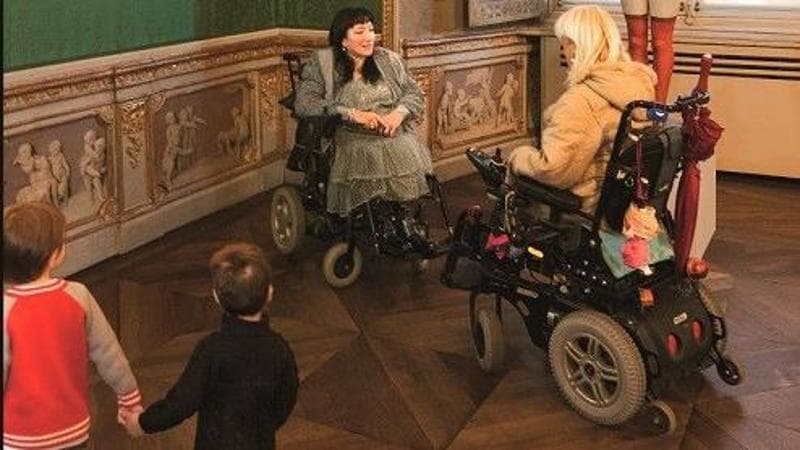L’empatica dissimmetria
