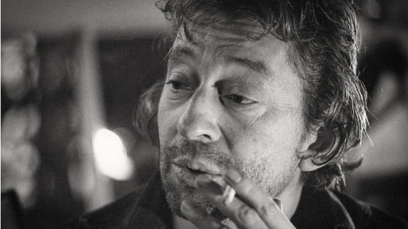Francia, una petizione femminista vuole bloccare la dedica di una metro a Serge Gainsbourg
