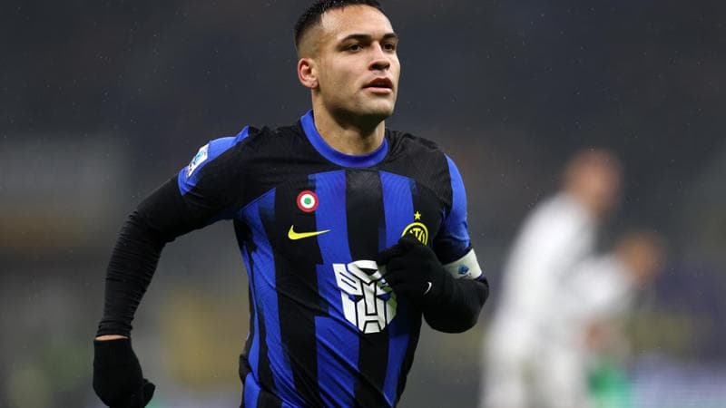 Lautaro Martinez
