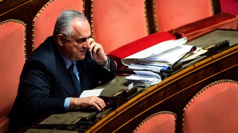 Niente sgravi ai calciatori di Lotito, sì alle assunzioni di Lollobrigida. Vincitori e vinti nell’ultima notte di manovra