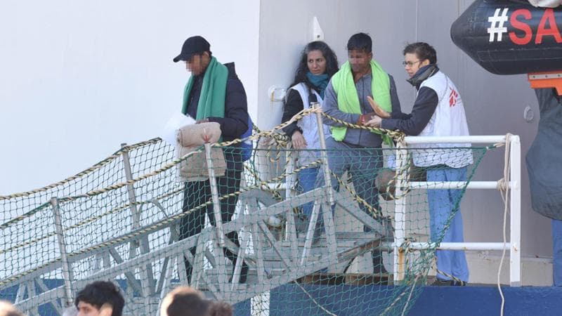 genova arrivo nave geo barents