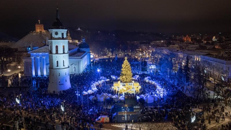 Lituania, il Natale di Vilnius, che celebra i suoi 700 anni. Idee per scoprire una città splendida. In qualunque stagione