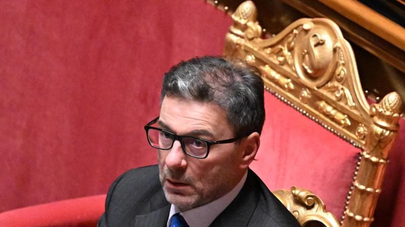 Mes e Patto stabilità, opposizioni unite chiedono audizione Giorgetti. E Salvini lo difende: “Scelta coerente, non esce indebolito”