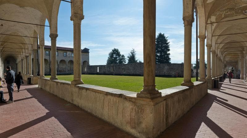 Cloister of sant'agostino. bergamo. Italy. (Photo by: Bluered/REDA&CO/Universal Images Group via Getty Images)