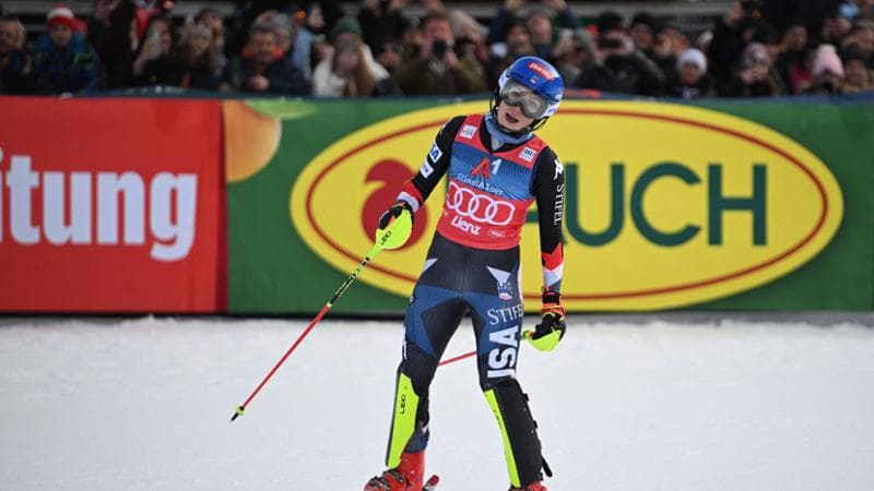 Mikaela Shiffrin al traguardo di Lienz
