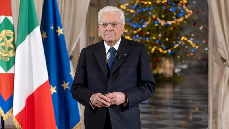 Mattarella, il discorso di fine anno: "In Italia diritti minacciati, serve più partecipazione. Contro le guerre occorre la cultura della pace". L'appello ai giovani: "L'amore non è possesso”