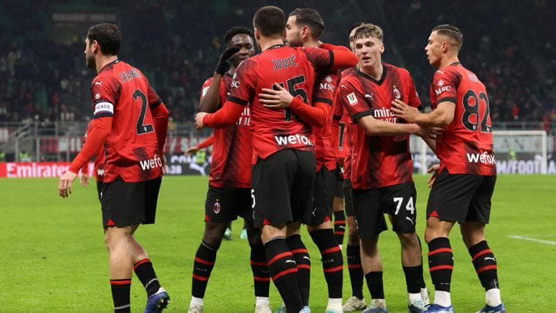 Milan-Cagliari 4-1: la linea verde va, Jovic e Leao segnano. Rossoneri ai quarti