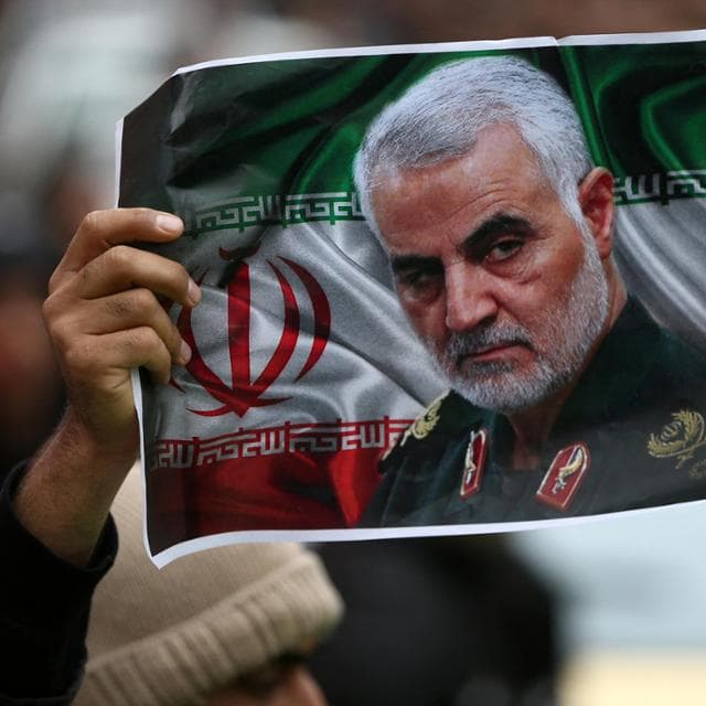 2020'de öldürülen İranlı general Süleymani'nin torunu ve torunu ABD'de tutuklandı